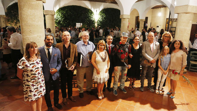 Foto de la entrega de premios Juan de la Plata al Círculo Flamenco de Madrid, con Carlos Marín Ballester