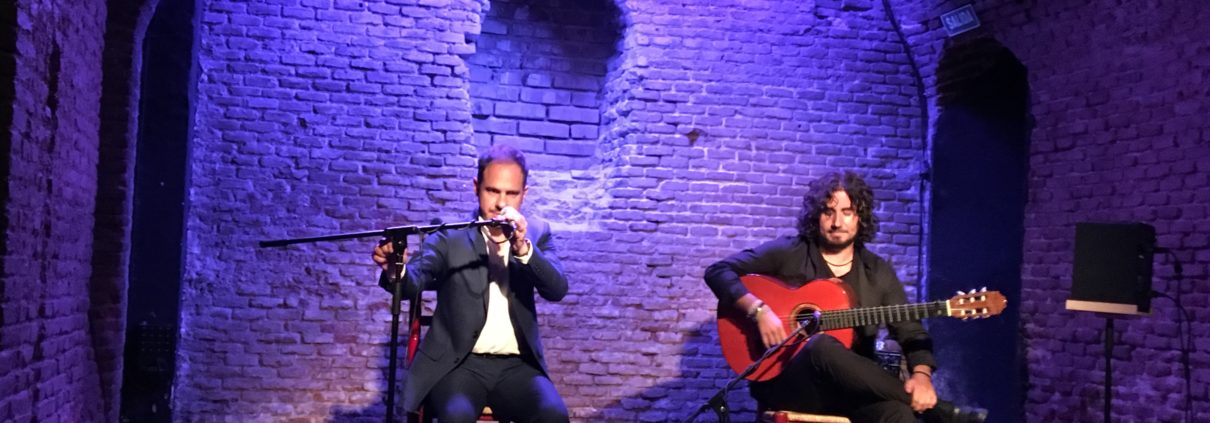 Foto de Paco del Pozo y Paco Vidal en la sala Off-Latina, en colaboración con el Círculo Flamenco de Madrid, el 14/09/2017. Foto tomada por Francisco Velasco